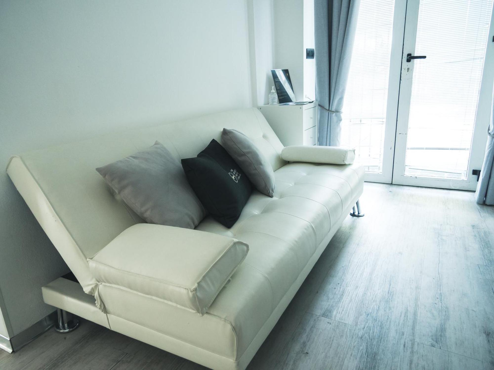 Apartment The Secret - First 